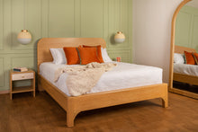 Cargar imagen en el visor de la galería, Cama Irene