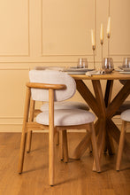 Cargar imagen en el visor de la galería, Mesa de comedor Creta con sillas Italia