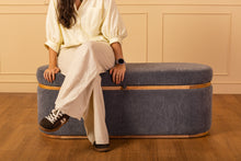 Cargar imagen en el visor de la galería, Pouf baul Julia