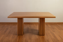Cargar imagen en el visor de la galería, Mesa de comedor Maria