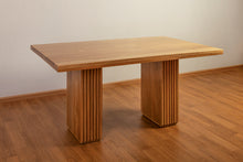 Cargar imagen en el visor de la galería, Mesa de comedor Maria