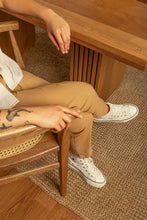 Cargar imagen en el visor de la galería, Mesa de comedor Maria