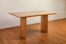 Cargar imagen en el visor de la galería, Mesa de comedor Pablo