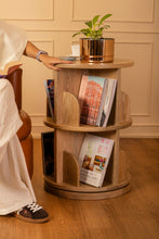 Cargar imagen en el visor de la galería, Revistero Gira