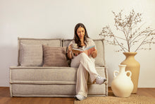 Cargar imagen en el visor de la galería, Sofá cama Belén