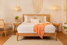 Cargar imagen en el visor de la galería, Cama Mid century