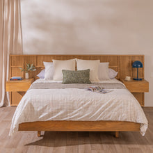 Cargar imagen en el visor de la galería, Cama Moldura

